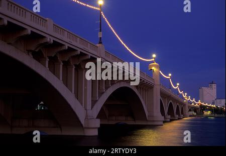 Mill Street Bridge, Rio Salado Park, Tempe, Arizona Stockfoto