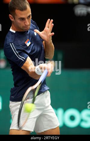 Valencia, Spanien. September 2023. Laslo Djere aus Serbien in Aktion während des DAVIS-CUPS beim Pabellon Municipal de Fuente San Luis (Valencia, DAVIS CUP). Win Serbia (Foto: German Vidal/SIPA USA) Credit: SIPA USA/Alamy Live News Stockfoto