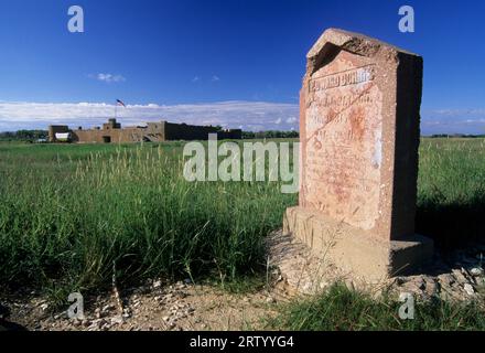 Bent's Old Fort mit Dorris Grave, Bent's Old Fort National Historic Site, Colorado Stockfoto