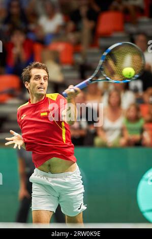 Valencia, Spanien. September 2023. Albert Ramos Vinolas von Spanien in Aktion während des DAVIS CUP, Spanien gegen Serbien, im Pabellon Municipal de Fuente San Luis. Endnote; Spanien 0:2 Serbien (Foto: German Vidal Ponce/SOPA Images/SIPA USA) Credit: SIPA USA/Alamy Live News Stockfoto