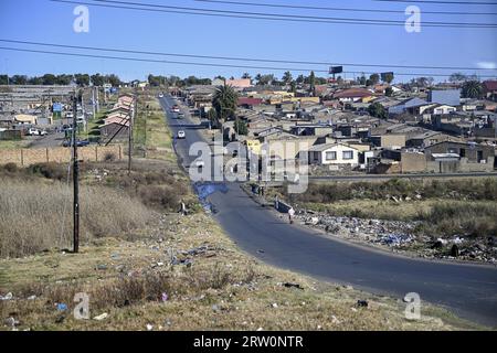 Straßenszene im ehemaligen Township Soweto, Johannesburg, Provinz Gauteng, Südafrika Stockfoto