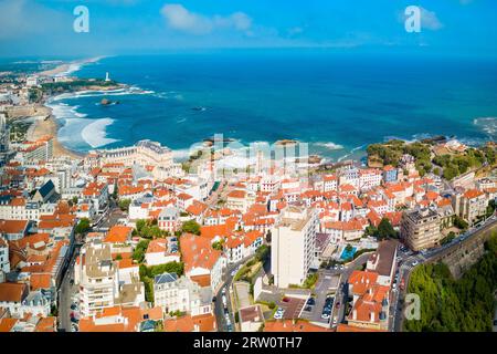 Biarritz Antenne Panoramablick. Biarritz ist eine Stadt am Golf von Biskaya an der Atlantikküste in Frankreich. Stockfoto