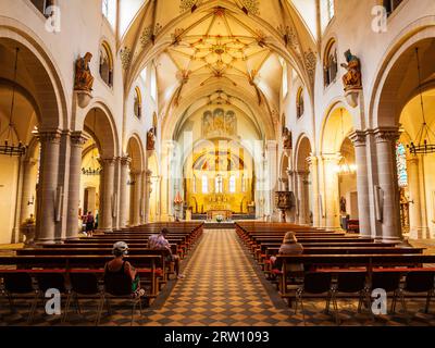Basilika St. Castor oder kastorkirche ist die älteste Kirche in Koblenz, Deutschland Stockfoto