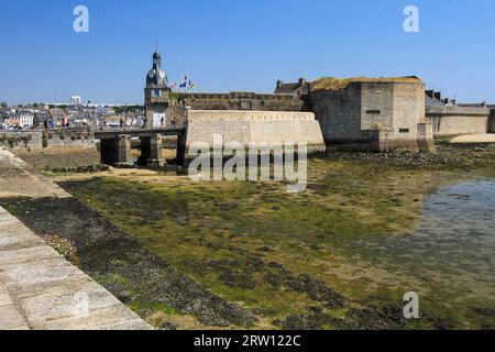 Ummauerte Altstadt Ville in der Nähe des Hafens von Concarneau, Département Finistere Penn-AR-Bed, Region Bretagne Breizh, Frankreich Stockfoto