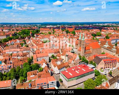 Nürnberger Altstadt Luftpanorama. Nürnberg ist die zweitgrößte Stadt des bayerischen Bundesstaates in Deutschland. Stockfoto