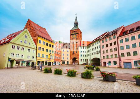 Schmalzturm am Hauptplatz in Landsberg am Lech. Landsberg am Lech ist eine Stadt im Südwesten Bayerns, Deutschland. Stockfoto