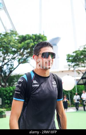 Singapur, Singapur. September 2023. OCON Esteban (fra), Alpine F1 Team A523, Portrait während des Formel 1 Singapore Grand Prix 2023, 15. Runde der Formel 1-Weltmeisterschaft 2023 vom 15. Bis 17. September 2023 auf dem Marina Bay Street Circuit in Singapur - Foto Florent Gooden/DPPI Credit: DPPI Media/Alamy Live News Stockfoto