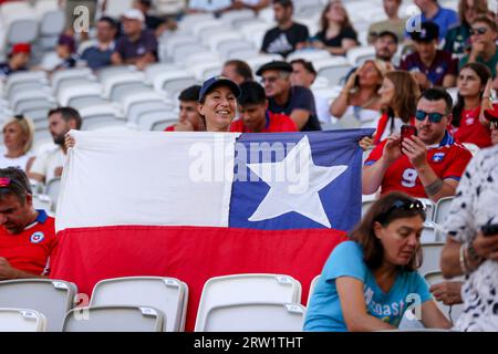 Bordeaux, Frankreich. September 2023. BORDEAUX, FRANKREICH - 16. SEPTEMBER: Fans und Unterstützer Chiles während der Rugby-Weltmeisterschaft Frankreich 2023 Spiel zwischen Samoa und Chile im Stade de Bordeaux am 16. September 2023 in Bordeaux, Frankreich. (Foto: Hans van der Valk/Orange Pictures) Credit: Orange Pics BV/Alamy Live News Stockfoto