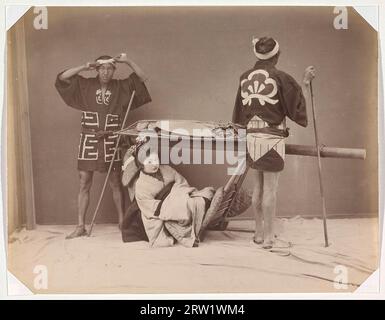 Japanische Frau in einer Limousine mit zwei Trägern, anonym, 1890 - 1894 Stockfoto