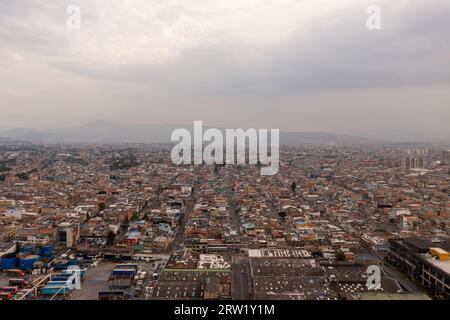 Panoramablick auf die Stadt Bogota, die Hauptstadt Kolumbiens. Stockfoto