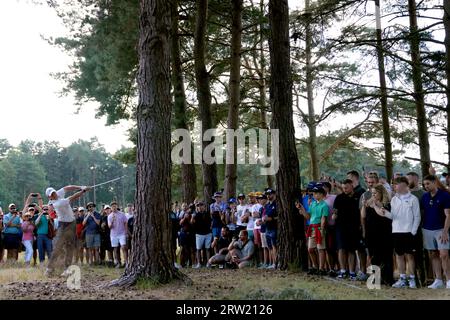Rory McIlroy spielt am 11. Tag der BMW PGA Championship 2023 im Wentworth Golf Club in Virginia Water, Surrey. Bilddatum: Samstag, 16. September 2023. Stockfoto