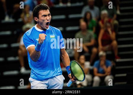 Hasselt, Belgien. September 2023. Uzbek Khumoyun Sultanov feiert den Gewinn seines Spiels zwischen den belgischen Coppejans und Usbekischen Sultanow, das erste Spiel im Davis Cup World Group First Round Meeting zwischen Belgien und Usbekistan am Samstag, den 16. September 2023, in Hasselt. BELGA FOTO JASPER JACOBS Credit: Belga News Agency/Alamy Live News Stockfoto