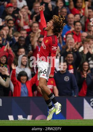 Hannibal Mejbri von Manchester United feiert das erste Tor ihrer Mannschaft im Spiel in der Premier League in Old Trafford, Manchester. Bilddatum: Samstag, 16. September 2023. Stockfoto