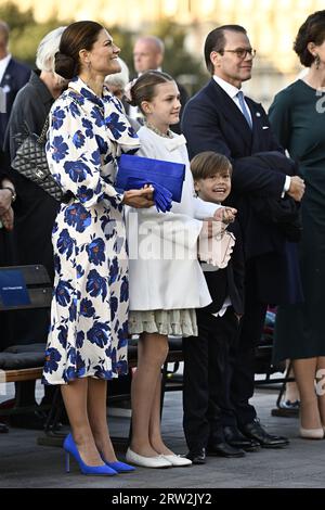 Stockholm, Schweden. September 2023. Kronprinzessin Victoria, Prinzessin Estelle, Prinz Oscar und Prinz Daniel beim Jubiläumskonzert auf Norrbro in Stockholm, Schweden, am 16. September 2023, im Zusammenhang mit der 50-jährigen Thronbesteigung von König Carl XVI. Gustaf. Foto: Jonas Ekströmer/TT/Code 10030 Credit: TT News Agency/Alamy Live News Stockfoto