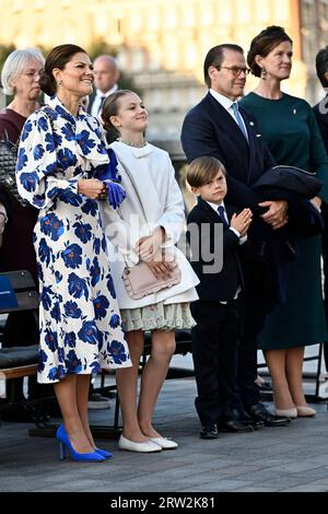 Stockholm, Schweden. September 2023. Kronprinzessin Victoria, Prinzessin Estelle, Prinz Oscar und Prinz Daniel beim Jubiläumskonzert auf Norrbro in Stockholm, Schweden, am 16. September 2023, im Zusammenhang mit den Feierlichkeiten zum 50. Jahrestag des Thronantritts von König Carl XVI. Gustaf.Foto: Jonas Ekströmer/TT/Code 10030 Credit: TT News Agency/Alamy Live News Stockfoto