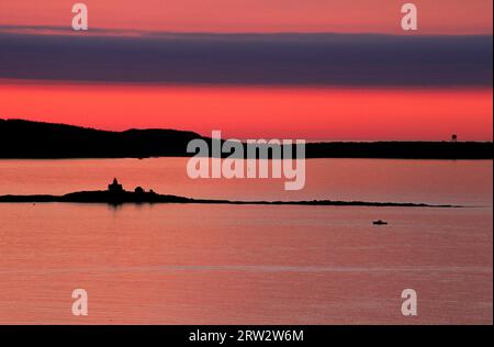 Egg Rock Lighthouse Sunrise, Acadia National Park, Maine Stockfoto