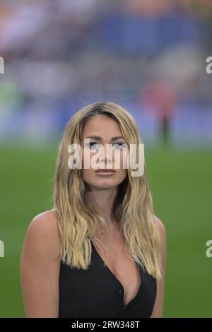 Mailand, Italien. September 2023. Diletta Leotta während des italienischen Fußballspiels der Serie A zwischen dem Inter FC Internazionale und dem AC Mailand am 16. September 2023 im Giuseppe Meazza San Siro Siro Stadion in Mailand, Italien. Foto Tiziano Ballabio Credit: Tiziano Ballabio/Alamy Live News Stockfoto