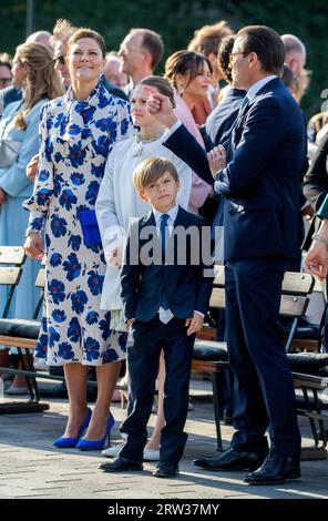 Stockholm, Schweden. September 2023. Kronprinzessin Victoria, Prinz Daniel, Prinzessin Estelle und Prinz Oscar von Schweden in Stockholm, am 16. September 2023, um an einem Jubiläumskonzert auf Norrbro teilzunehmen, das von der Stadt Stockholm anlässlich des 50. Jubiläums von König Carl Gustaf veranstaltet wurde: Albert Nieboer/Netherlands OUT/Point de Vue OUT/dpa/Alamy Live News Stockfoto