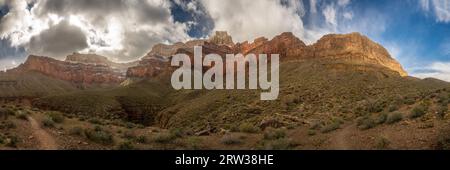 Blick auf den Pima Point vom Tonto Trail im Grand Canyon Stockfoto