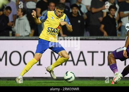 Antwerpen, Belgien. September 2023. Beverens David Hrncar ist am Samstag, den 16. September 2023, in Antwerpen in einem Fußballspiel zwischen Beerschot VA und SK Beveren am 05. Tag der 1B zweiten Liga der Challenger Pro League 2023-2024 in der belgischen Meisterschaft in Aktion zu sehen. BELGA PHOTO JILL DELSAUX Credit: Belga News Agency/Alamy Live News Stockfoto