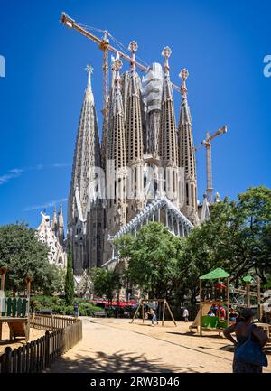 Die Basilika Sagrada Familia in Barcelona, Spanien am 28. August 2023 Stockfoto