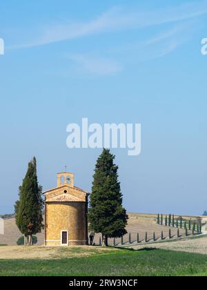 Madonna della Vialeta Kapelle in der toskanischen Landschaft Stockfoto