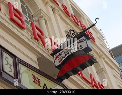 James Smith & Sons umbrellas, gegründet 1830, Hazelwood House, 53 New Oxford St, London, WC1A 1BL Stockfoto