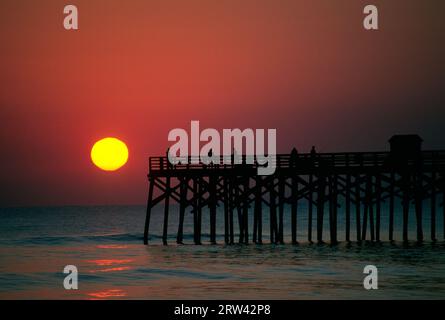 Flagler Pier Sunrise, Flagler, Florida Stockfoto