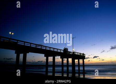 Jacksonville Beach Pier Dawn, Jacksonville Beach, Florida Stockfoto