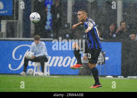 Lautaro Martinez (FC Inter) während des italienischen Meisterschaftsspiels Serie A zwischen dem FC Internazionale und dem AC Mailand am 16. September 2023 im Giuseppe Meazza Stadion in Mailand, Italien Stockfoto