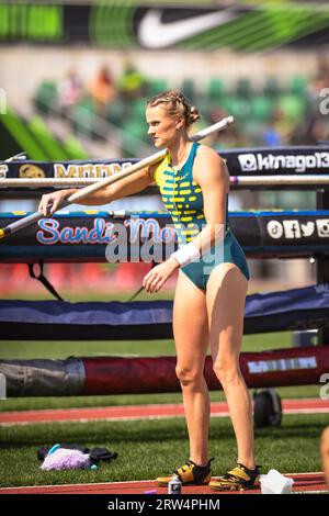 Katie Moon (USA) gewinnt den Women’s Pole Vault bei der Diamond League Championship beim Pre-Classic am Samstag, den 16. September 2023 in Eugene, Ore. (Thomas Fernandez/Image of Sport). Stockfoto