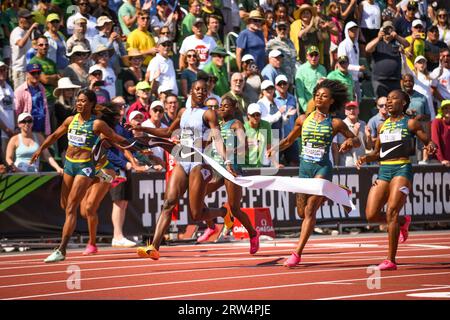 Shericka Jackson (JAM) gewinnt am Samstag, den 16. September 2023, in Eugene, Ore. (Thomas Fernandez/Image of Sport) den 100-m-Damensieg bei der Diamond League Championship beim Pre-Classic. Stockfoto