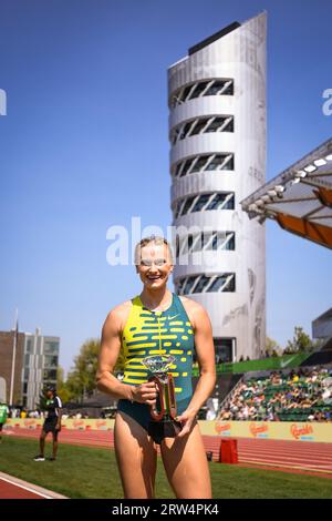 Katie Moon (USA) gewinnt den Women’s Pole Vault bei der Diamond League Championship beim Pre-Classic am Samstag, den 16. September 2023 in Eugene, Ore. (Thomas Fernandez/Image of Sport). Stockfoto