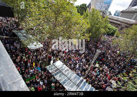 Melbourne, Australien, 16. März 2014: März im März Protest für die Macht der Menschen, ein Misstrauensvotum gegen die Liberalen, Tony Abbott führte die Regierung an Stockfoto