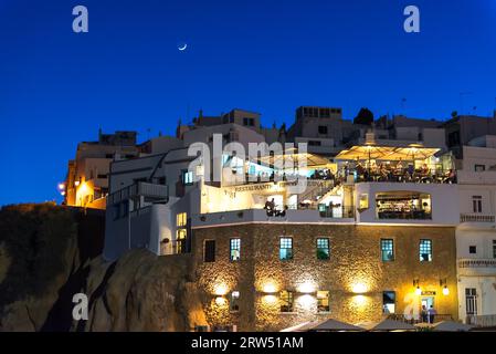 Albufeira, Algarve, Portugal, 1. Mai 2014: Albufeira Beach at Night, Algarve, Portugal Stockfoto