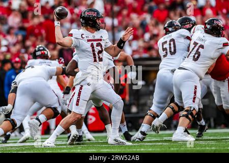 Lincoln, NE, USA. September 2023. NE. U.S. Northern Illinois Quarterback Rocky Lombardi (12) in Aktion während eines NCAA Division 1 Fußballspiels zwischen Northern Illinois Huskies und den Nebraska Cornhuskers im Memorial Stadium in Lincoln, NE.Nebraska gewann 35-11.Teilnahme: 86.875.390. Ausverkauf in Folge.Michael Spomer/Cal Sport Media (Credit Image: © Michael Spomer/Cal Sport Media). Quelle: csm/Alamy Live News Stockfoto