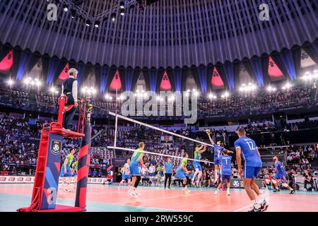 Rom, Italien. September 2023. Antoine Arthur Fabien Brizard aus Frankreich im Finale der Bronzemedaille des CEV Eurovolley 2023 zwischen Frankreich und Slowenien. Die slowenische Nationalmannschaft besiegte Frankreich mit 2:3. Slowenien gewann das Bronze-Medaillenspiel. Quelle: SOPA Images Limited/Alamy Live News Stockfoto
