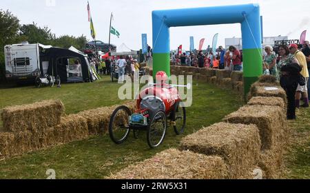 Seifendose Derby. Kids Go Kart Challenge. Kop Hill Climb 2023. Klassisches Motorsport-Event in Princes Risborough, Buckinghamshire. Kinder. UK Stockfoto