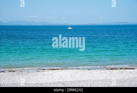 Fabelhafter, sicherer, sauberer Kilmurvey Strand mit einer blauen Flagge der Inis Mor, Co, Galway, Inishmore, Aran Island, Irland Stockfoto