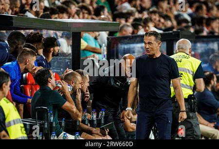 Madrid, Spanien. September 2023. MADRID, SPANIEN - 15. SEPTEMBER: Spieler in Aktion während des LaLiga EA Sports Match zwischen Rayo Vallecano und Deportivo Alaves im Estadio de Vallecas am 15. September 2023 in Madrid, Spanien (Credit Image: © PG/DAX via ZUMA Press Wire) NUR REDAKTIONELLER GEBRAUCH! Nicht für kommerzielle ZWECKE! Stockfoto