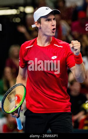 Hasselt, Belgien. September 2023. Der Belgier Joran Vliegen feiert während eines Doppel-Tennisspiels zwischen dem belgischen Paar Gille-Vliegen und dem usbekischen Paar Fomin-Shin, dem dritten Spiel im Davis Cup World Group First Round Meeting zwischen Belgien und Usbekistan am Sonntag, den 17. September 2023, in Hasselt. BELGA FOTO JASPER JACOBS Credit: Belga News Agency/Alamy Live News Stockfoto