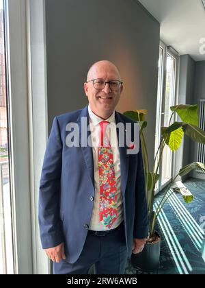 Berlin, Deutschland. September 2023. Der Präsident des Deutschen Lehrerverbandes, Stefan Düll. Seit dem 1. Juli 2023 leitet der Augsburger Schulleiter den Verein. Quelle: Jörg Ratzsch/dpa/Alamy Live News Stockfoto