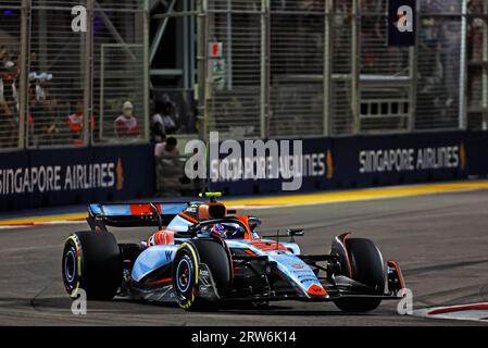 Singapur, Singapur. September 2023. Logan Sargeant (USA) Williams Racing FW45. 17.09.2023. Formel-1-Weltmeisterschaft, Rd 16, Singapur Grand Prix, Marina Bay Street Circuit, Singapur, Renntag. Auf dem Foto sollte Folgendes stehen: XPB/Press Association Images. Quelle: XPB Images Ltd/Alamy Live News Stockfoto