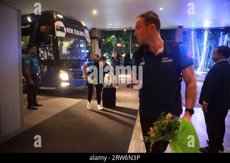 Das neuseeländische ODI-Team traf am 17. September 2023 im Panpecific Sonargaon Hotel in Dhaka, Bangladesch, ein. Die neuseeländische Cricket-Mannschaft ist für die Zeit des 19 Stockfoto