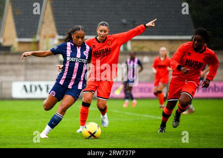 London, Großbritannien. September 2023. Luna Alves Etienne (17 Dulwich Hamlet) in Aktion während des Spiels der Londoner und der South East Regional Womens Premier League zwischen Dulwich Hamlet und Millwall in Champion Hill. Liam Asman/Alamy Live News Stockfoto