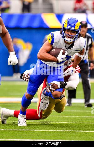 Inglewood, Kalifornien, USA. 17. September 2023. Inglewood, CA. September 2023. Los Angeles Rams Wide Receiver Puka Nacua #17 im ersten Quartal während des NFL-Fußballspiels gegen die San Francisco 49ers in Aktion. Obligatorische Fotothek: Louis Lopez/Cal Sport Media/Alamy Live News Stockfoto