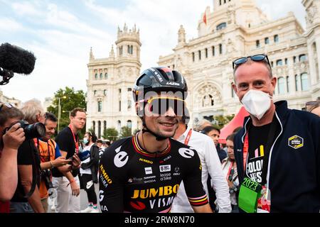 Madrid, Madrid, Spanien. September 2023. Primoz Roglic (Jumbo Visma) am Ende der 21. Etappe des spanischen Radrennens La Vuelta auf der Plaza de Cibeles am 16. September 2023 in Madrid, Spanien (Credit Image: © Alberto Gardin/ZUMA Press Wire) NUR REDAKTIONELLE NUTZUNG! Nicht für kommerzielle ZWECKE! Stockfoto