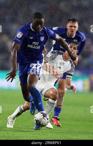 Cardiff, Großbritannien. September 2023. Yakou Méite von Cardiff City (22) in Aktion. EFL Skybet Championship Match, Cardiff City gegen Swansea City im Cardiff City Stadium in Cardiff, Wales am Samstag, den 16. September 2023. Dieses Bild darf nur zu redaktionellen Zwecken verwendet werden. Nur redaktionelle Verwendung, Bild von Andrew Orchard/Andrew Orchard Sports Photography/Alamy Live News Credit: Andrew Orchard Sports Photography/Alamy Live News Stockfoto