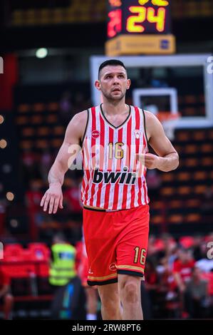 Athen, Lombardei, Griechenland. September 2023. 16 KOSTAS PAPANIKOLAOU von Olympiacos BC während des Freundschaftsspiels zwischen Olympiacos BC und Olimpia Milano im Friedens- und Freundschaftsstadion am 17. September 2023 in Athen, Griechenland. (Bild: © Stefanos Kyriazis/ZUMA Press Wire) NUR REDAKTIONELLE VERWENDUNG! Nicht für kommerzielle ZWECKE! Stockfoto