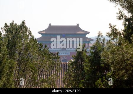 Taihemen (Tor der Obersten Harmonie) ist das größte Palasttor der Verbotenen Stadt, das 1420 errichtet wurde und eine Gesamtfläche von 1300 Quadratmetern hat, Peking, Stockfoto